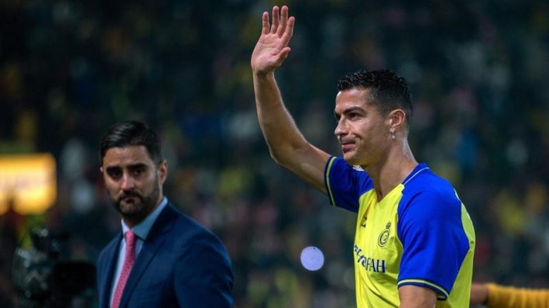 Ronaldo chuyển tới Ả Rập và số bàn thắng